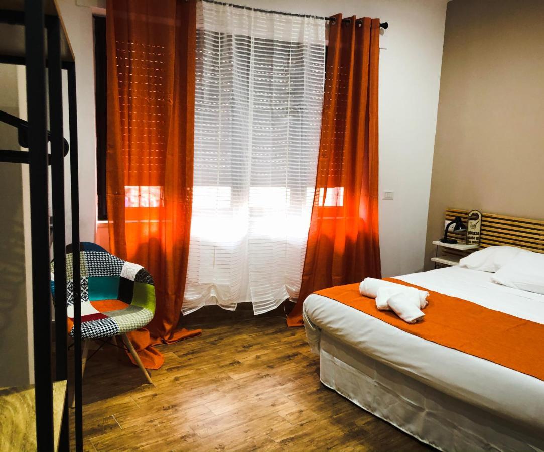 Napoli Central Station Deluxe Bed & Breakfast Exterior foto